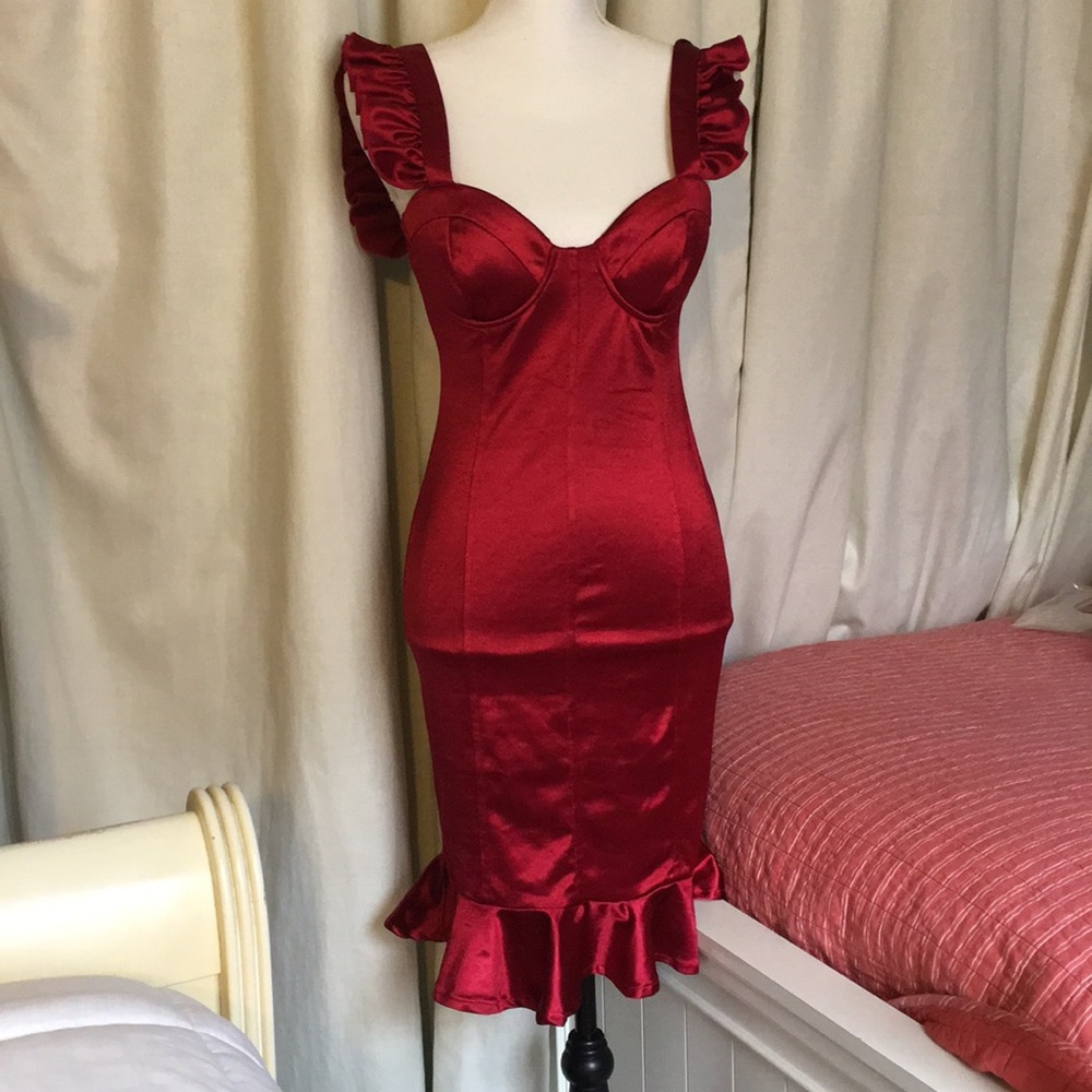 GLAMOROUS RED SATIN SILY DRESS NYC BOUTIQUE